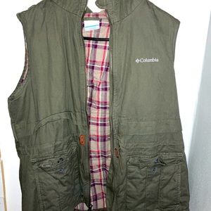 Cotton zip up vest with pockets and hood